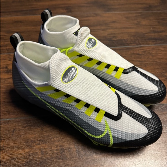 Nike Vapor Edge Pro 360 Ghost Laces Cleats Men Size 9 Neon/Smoke Gray Fast Ship - Picture 2 of 11